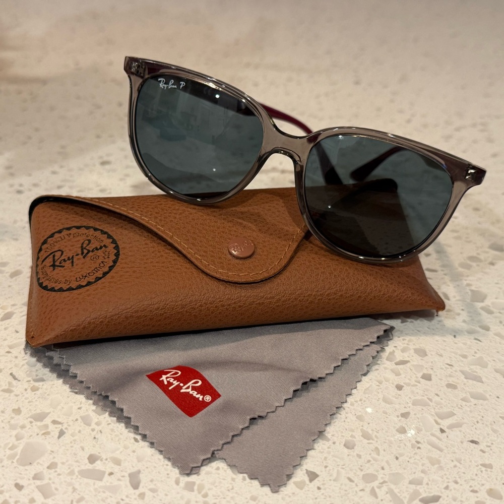 Ray-Ban Polarized sun glasses 4378
